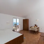 Dubravka - Premium With Balcony And Sea View 2 * Mlini
